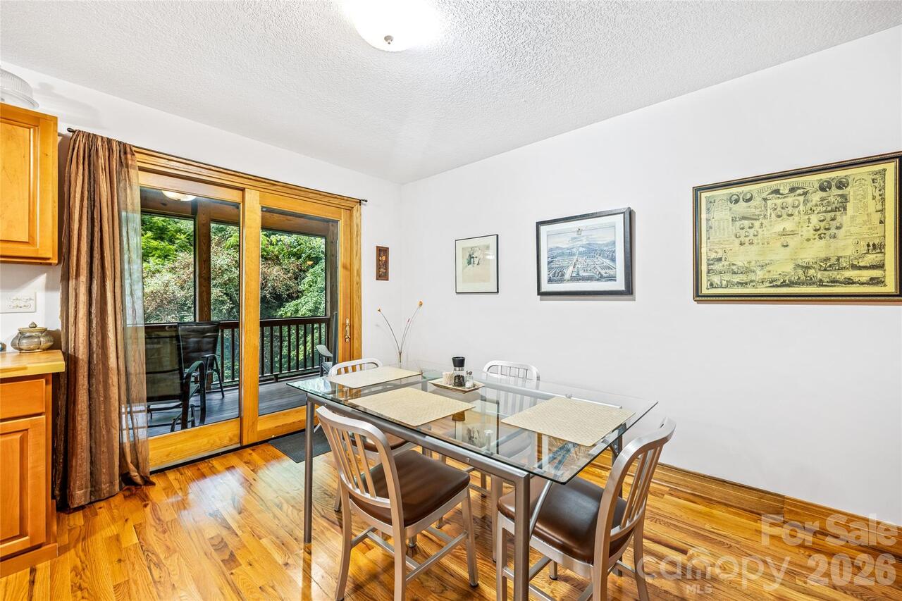 Listing Photo 14