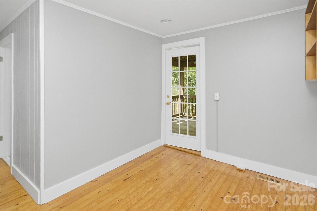 Listing Photo 23