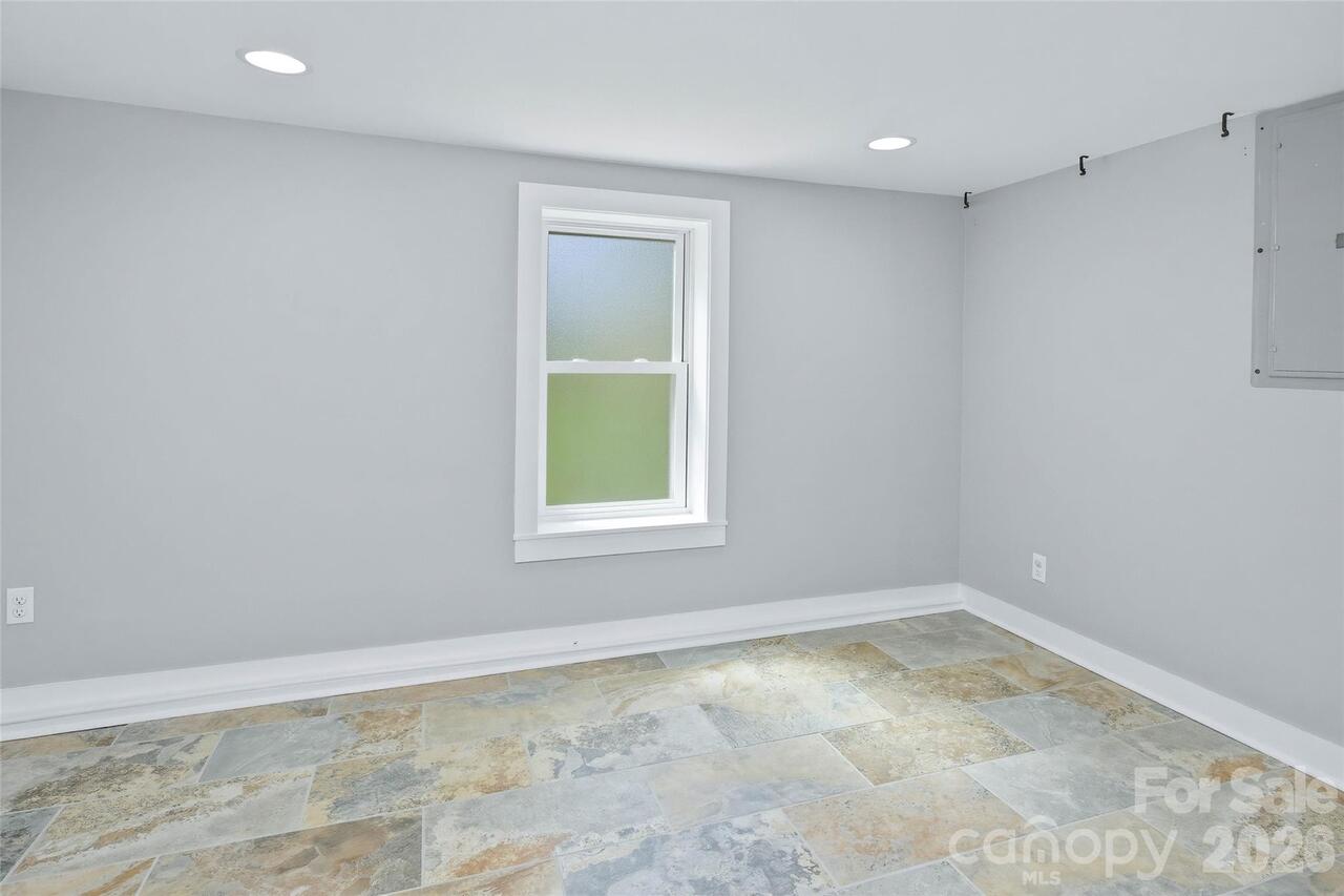 Listing Photo 35