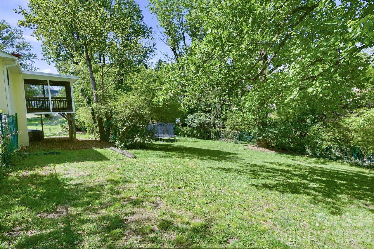 Listing Photo 37