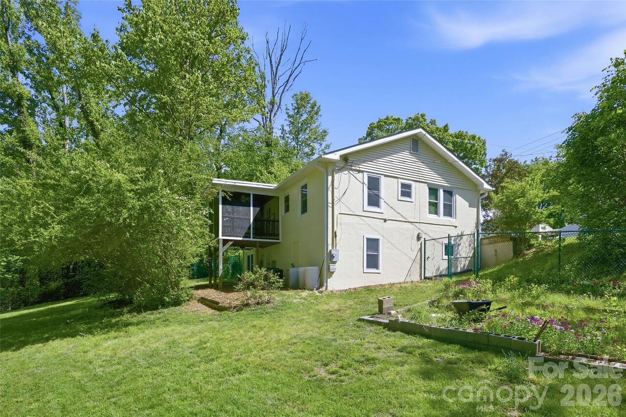 Listing Photo 39