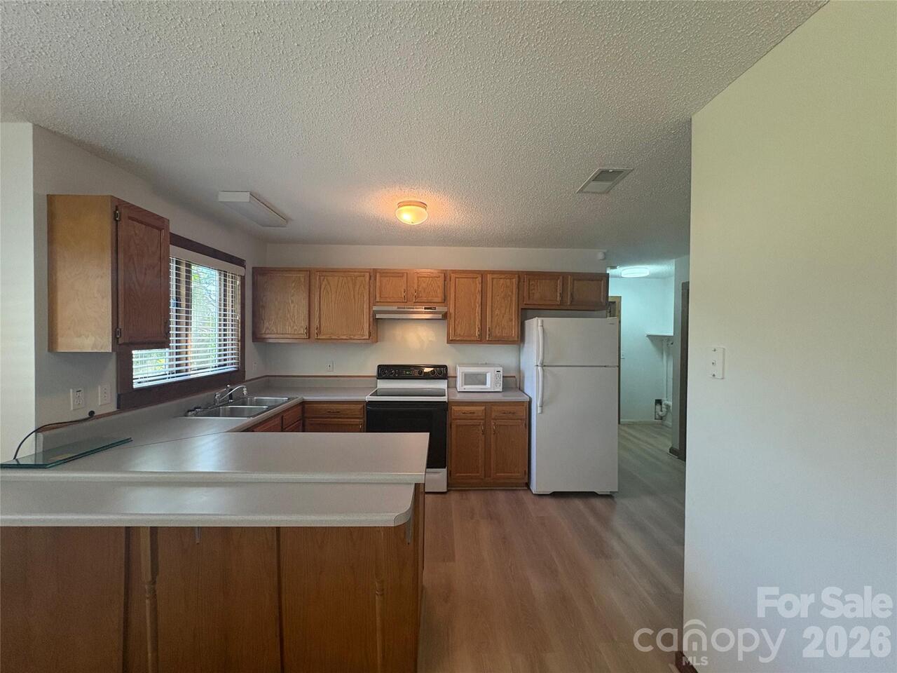 Listing Photo 24