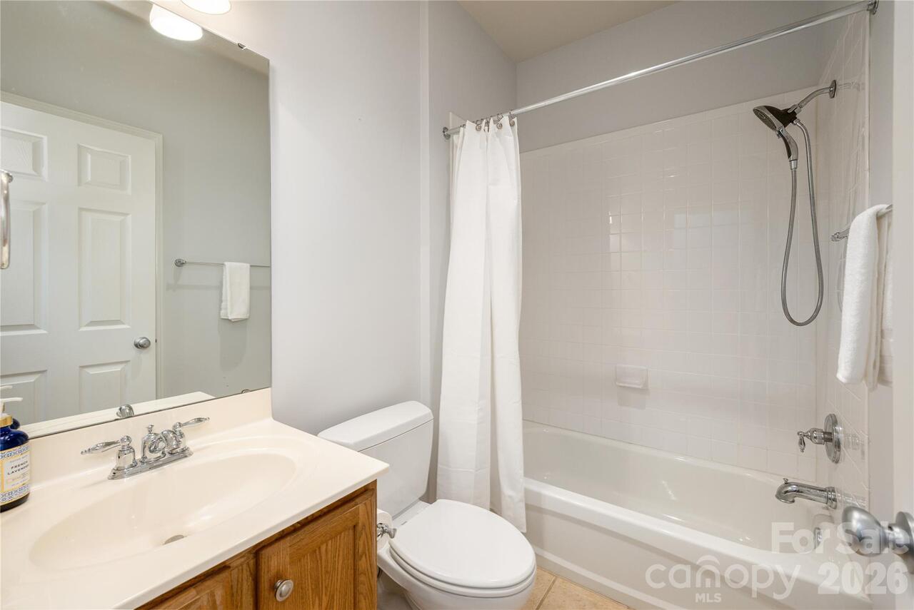 Listing Photo 17