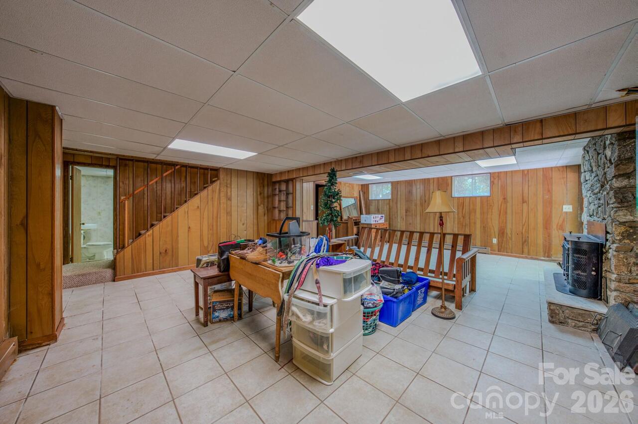 Listing Photo 33