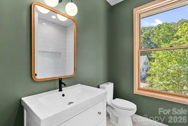Listing Photo 16