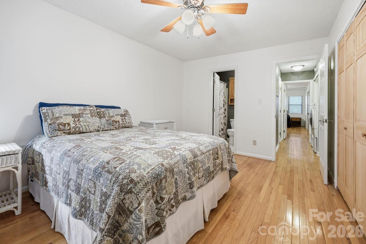 Listing Photo 32