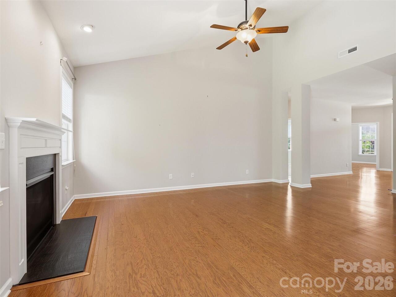 Listing Photo 13