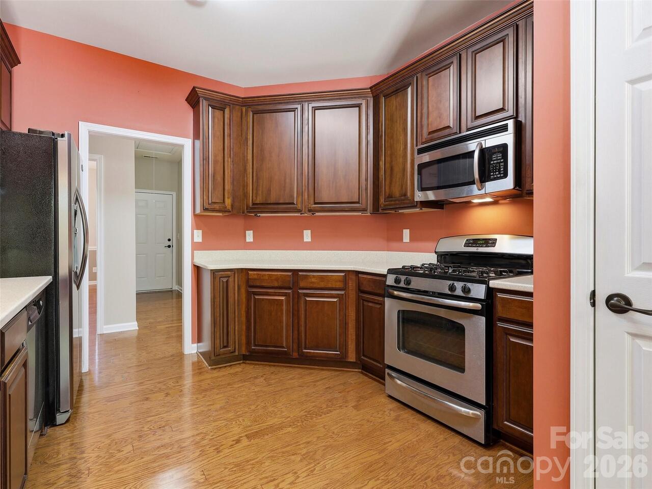 Listing Photo 18