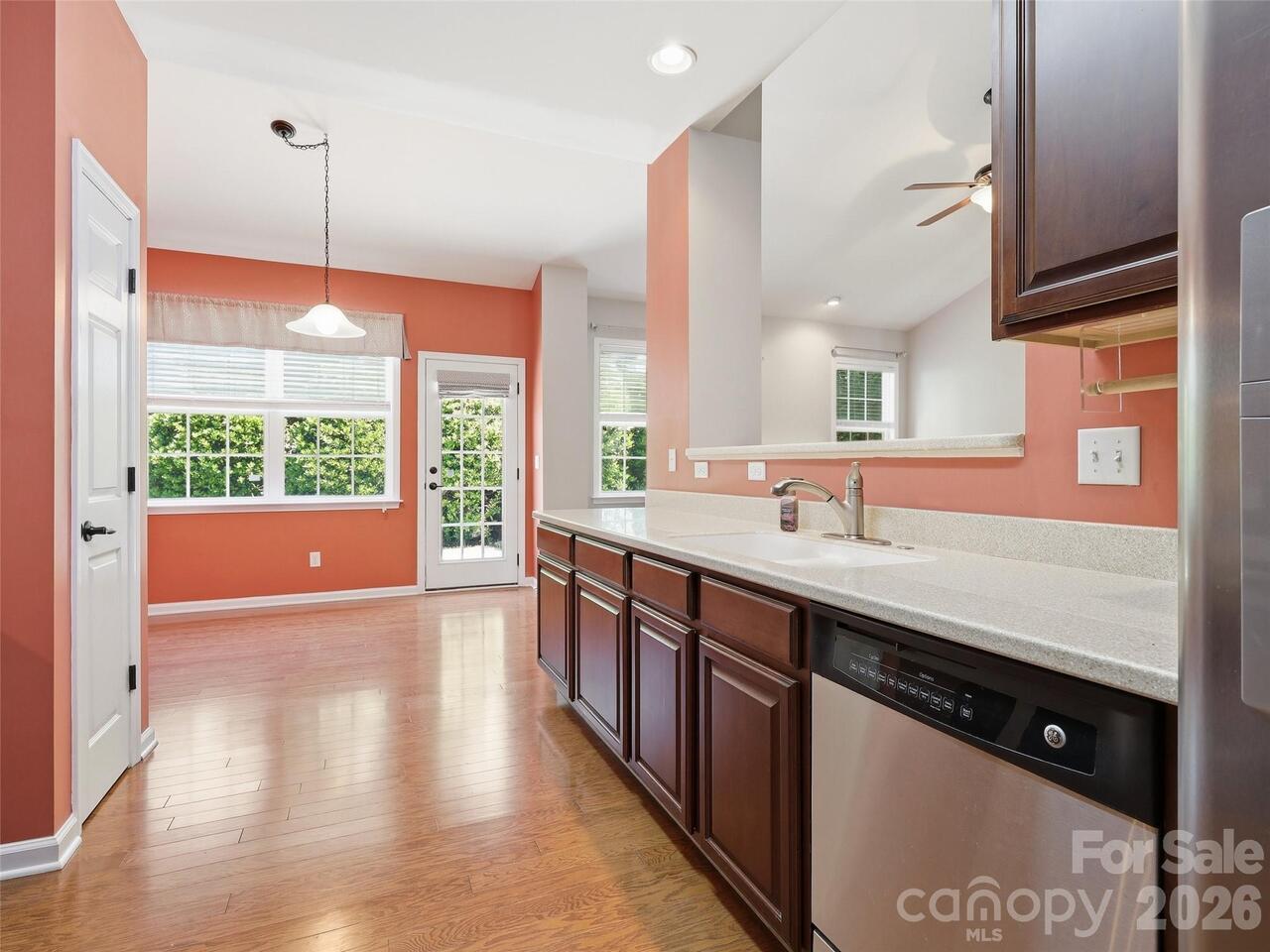 Listing Photo 19
