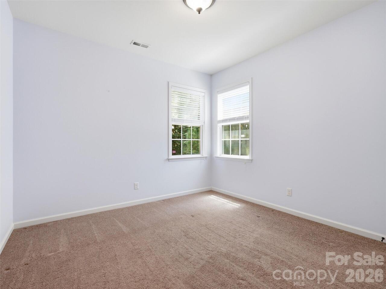 Listing Photo 29