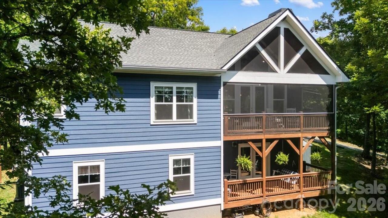 Listing Photo 8
