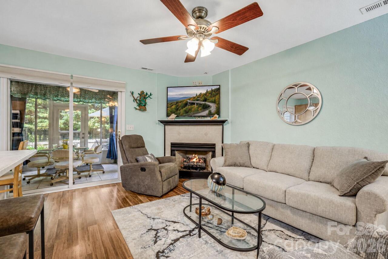 Listing Photo 6