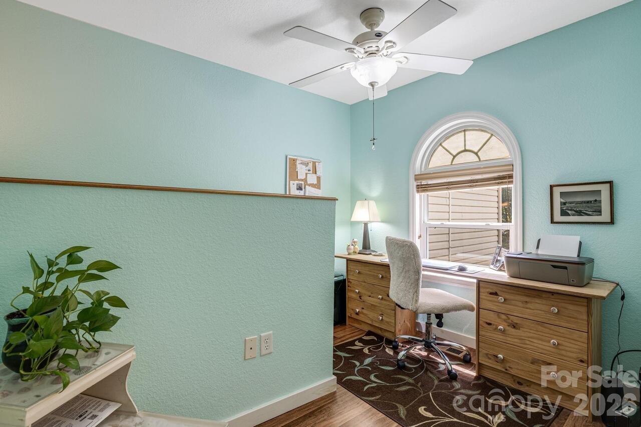 Listing Photo 23