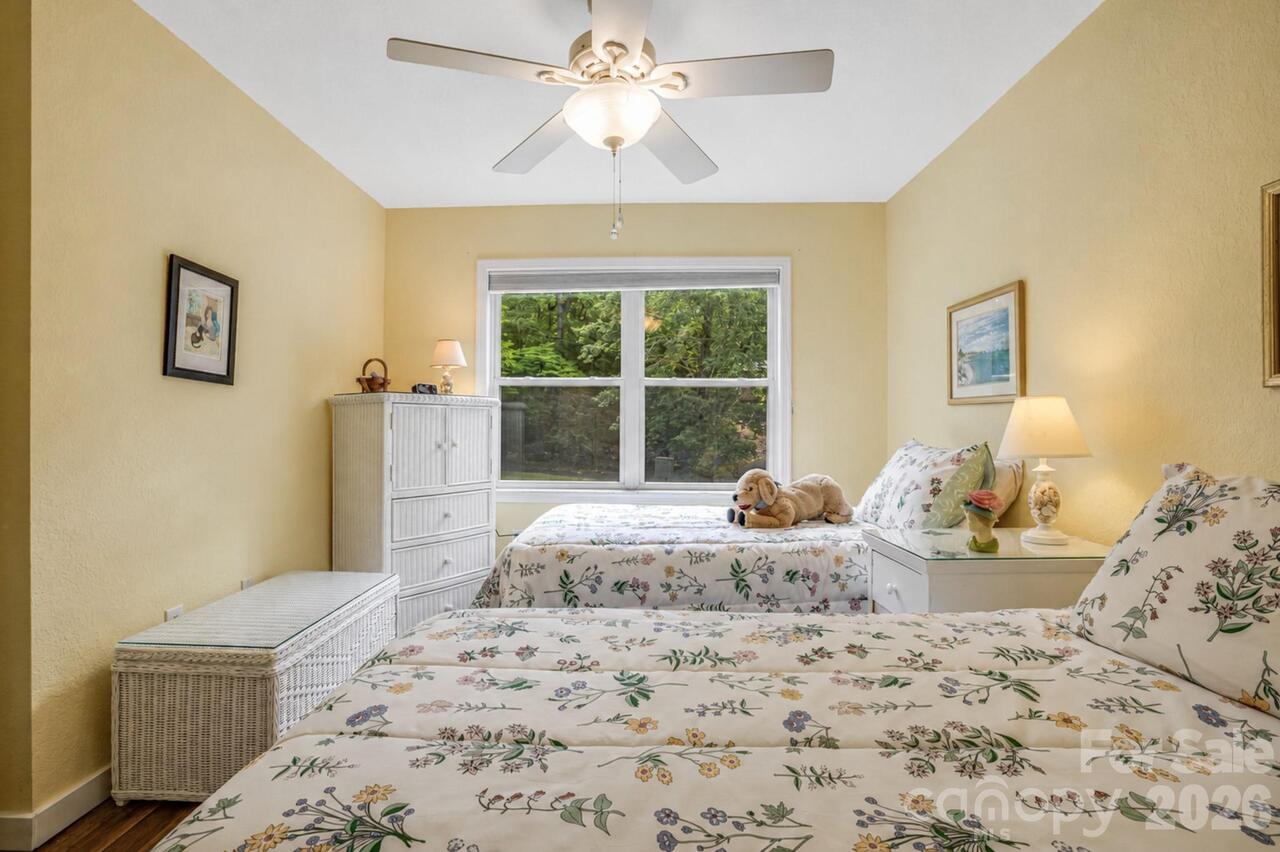 Listing Photo 25