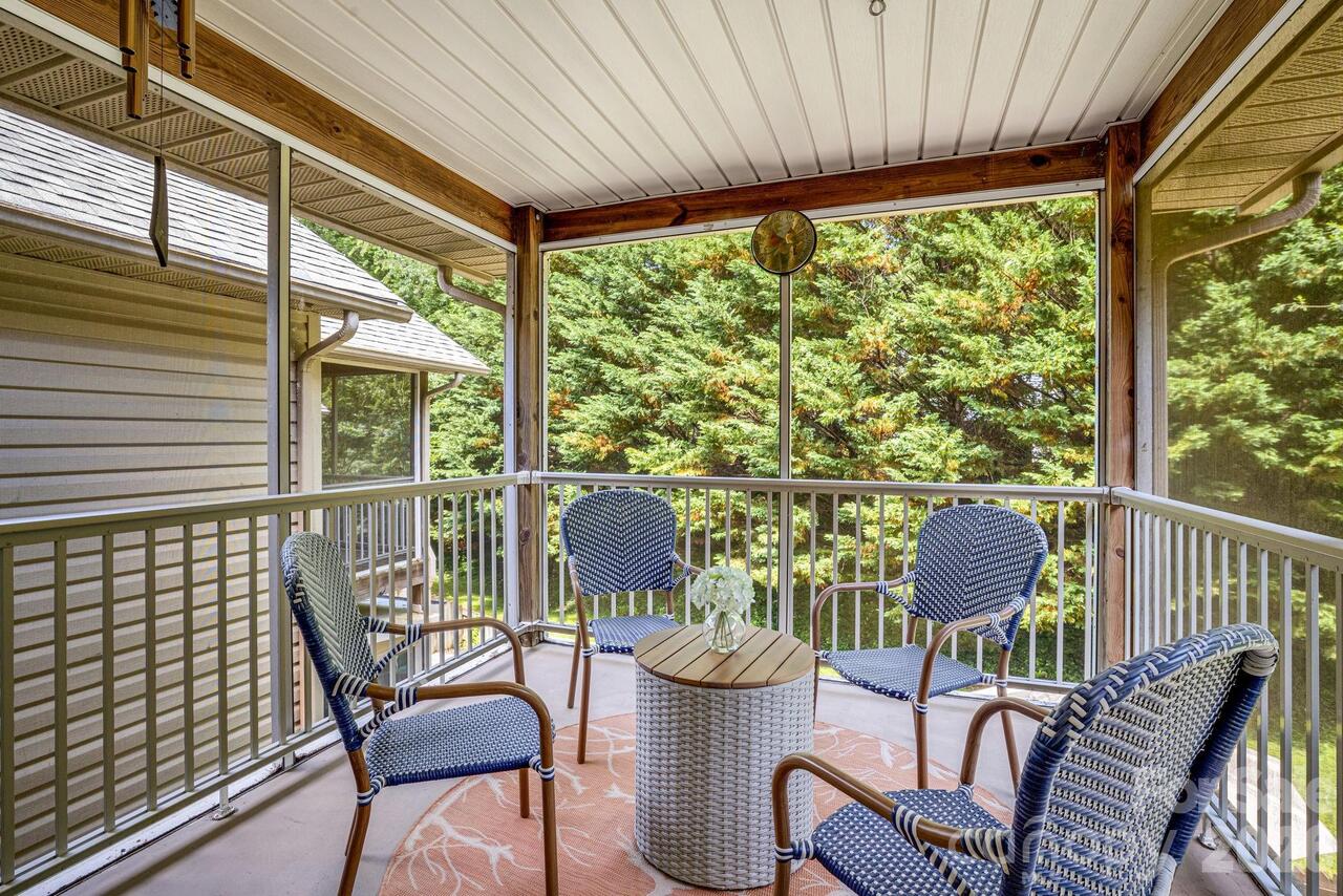 Listing Photo 33