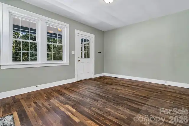 Listing Photo 19