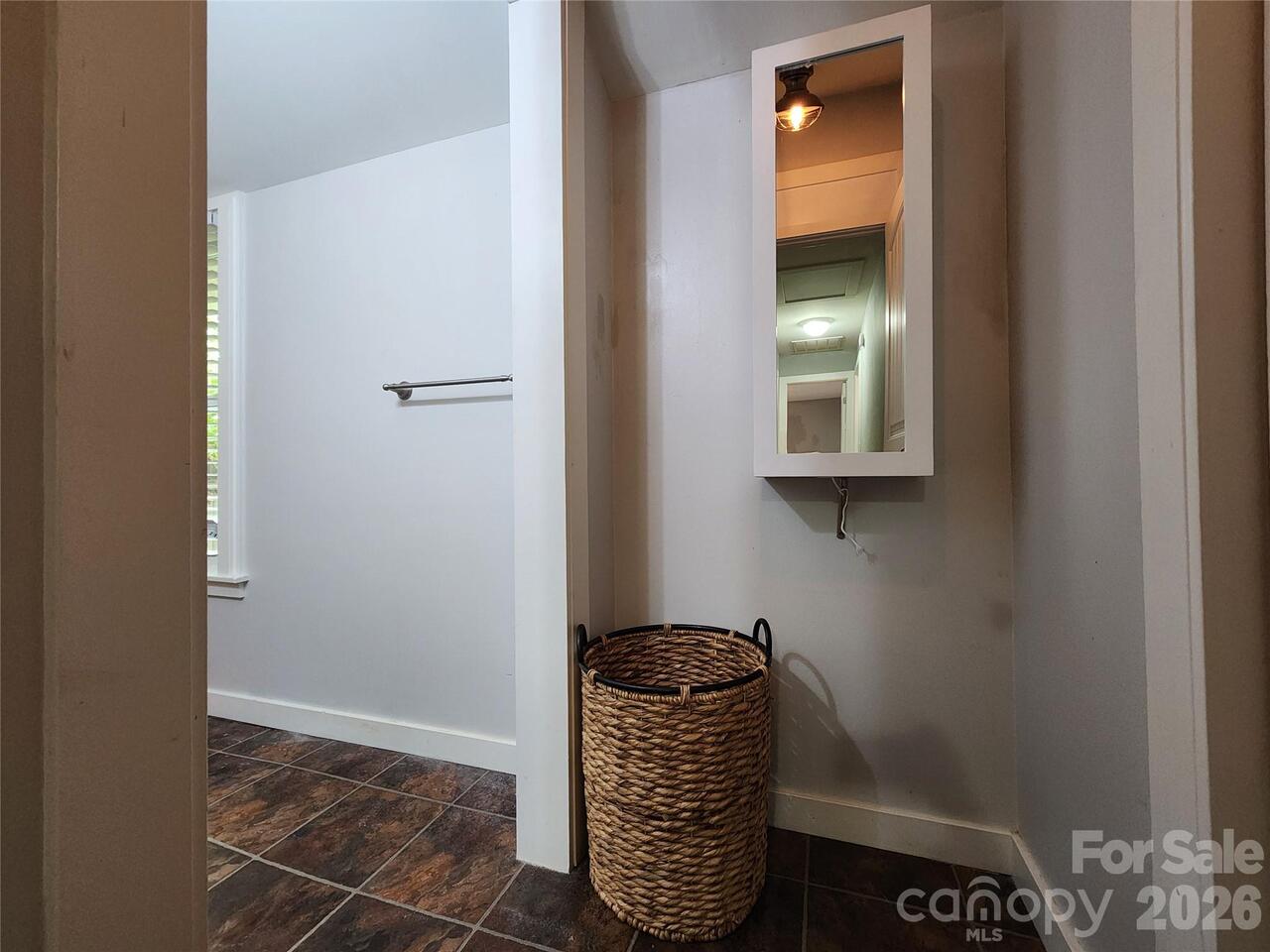 Listing Photo 15