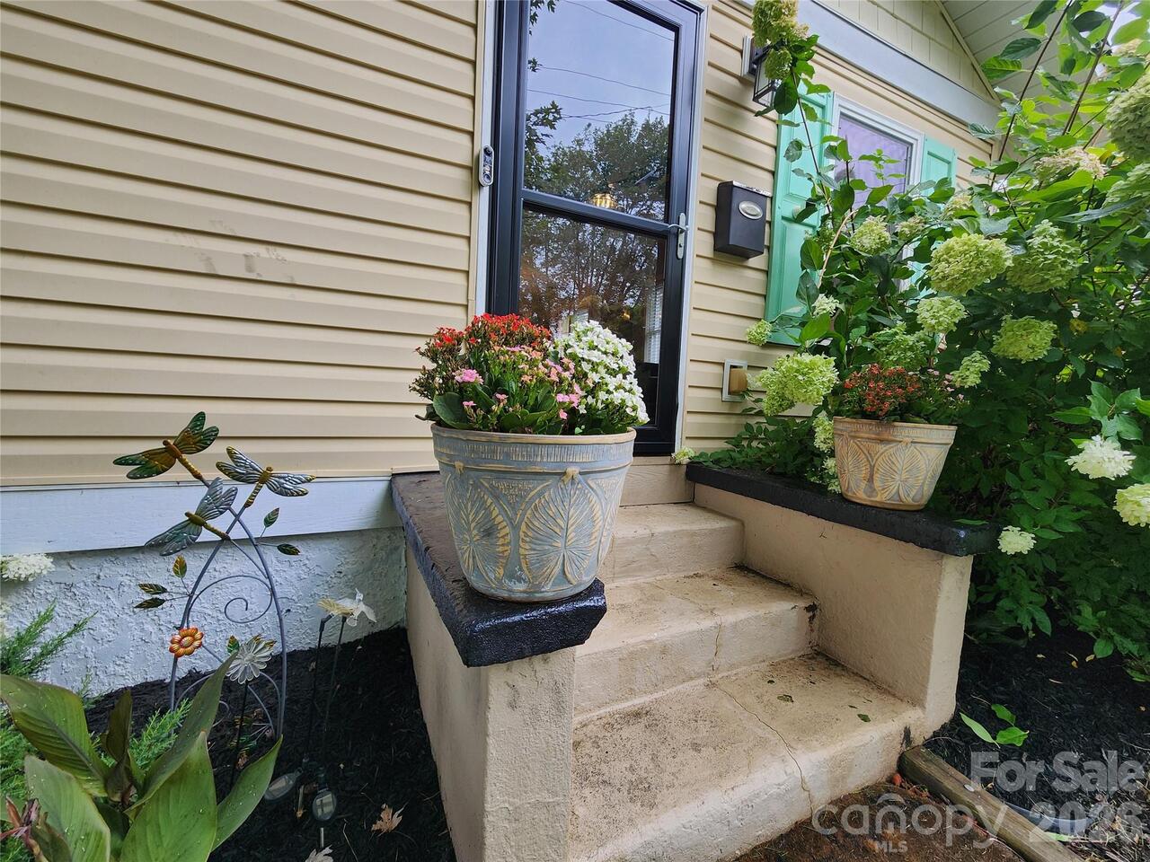 Listing Photo 25
