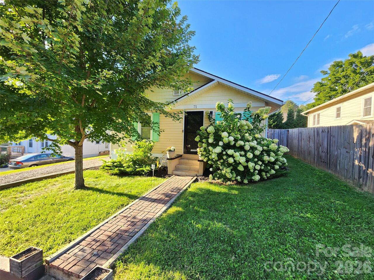 Listing Photo 1