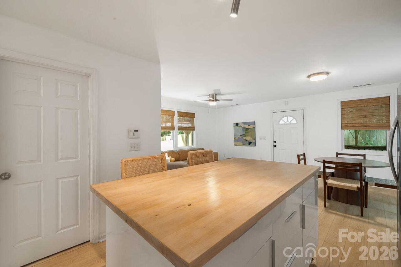 Listing Photo 17