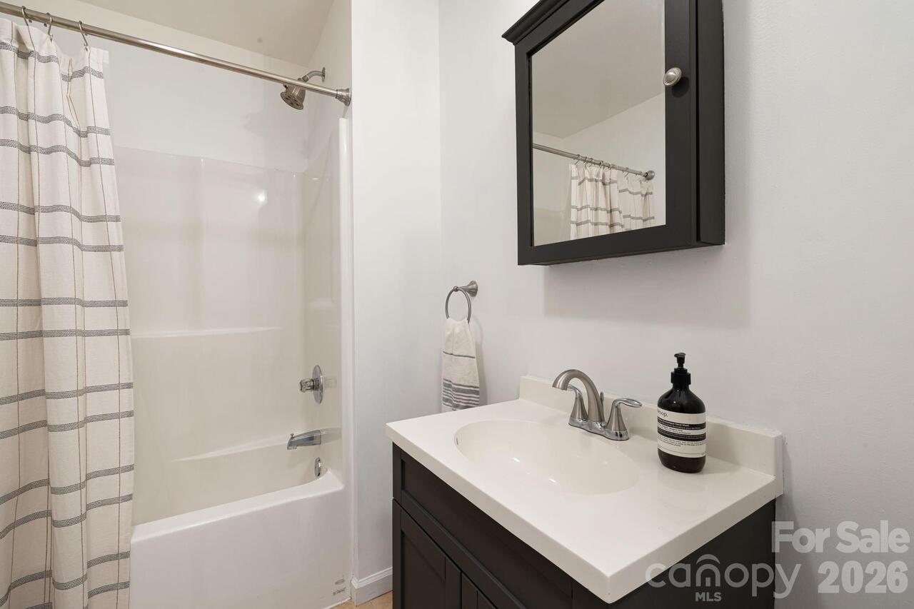 Listing Photo 19