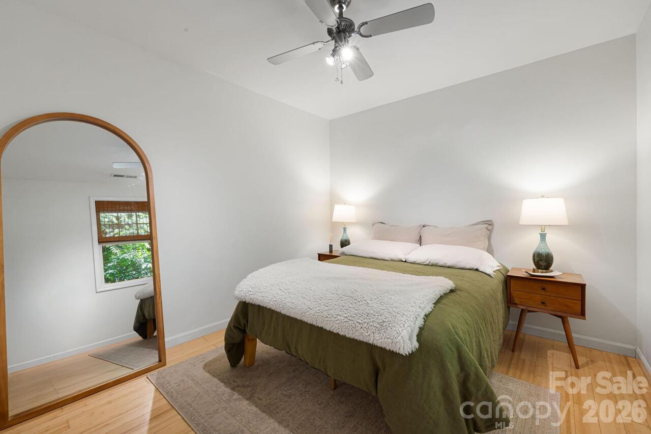 Listing Photo 25