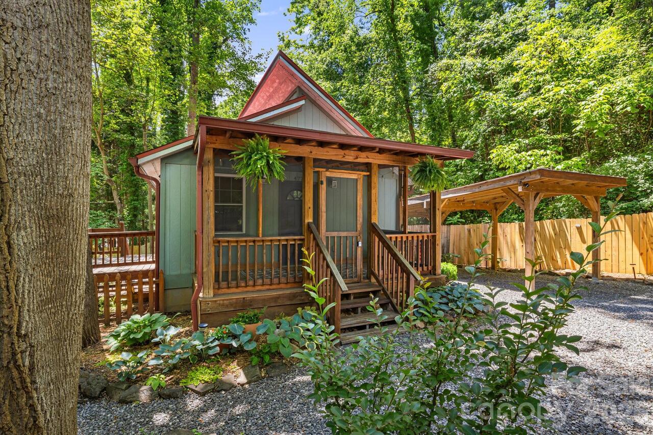 Listing Photo 42