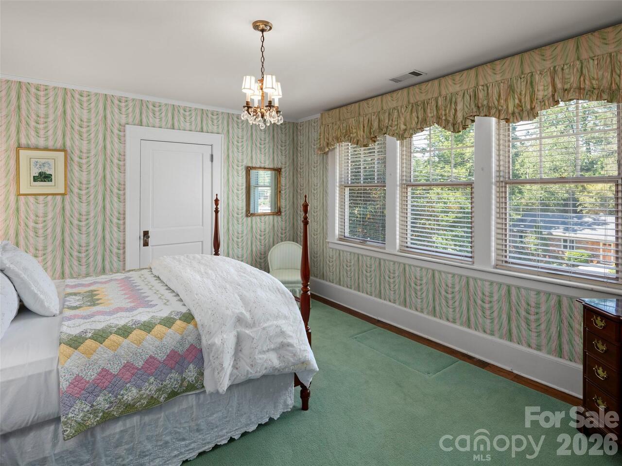 Listing Photo 34