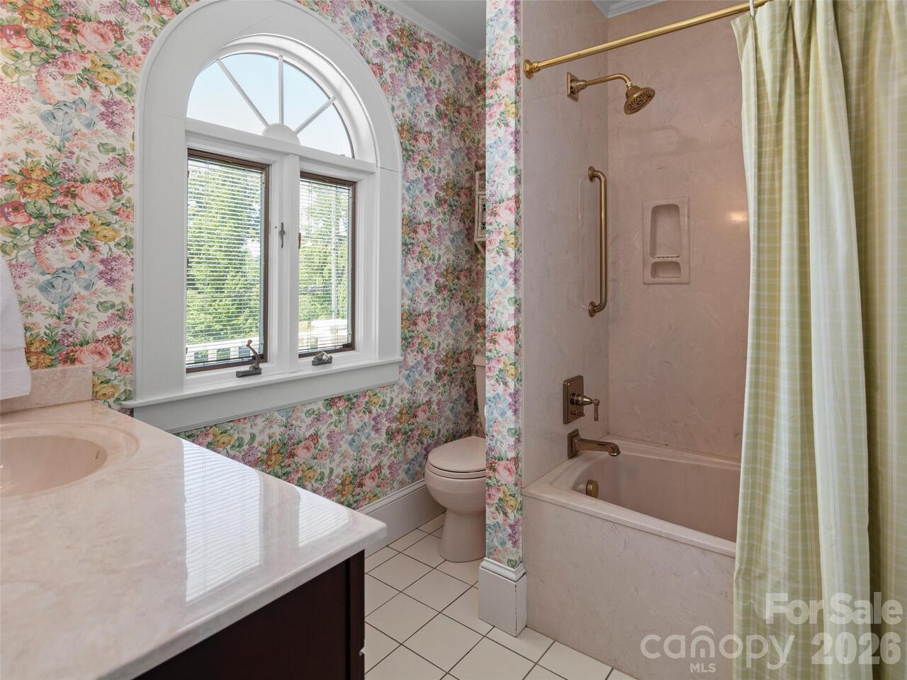 Listing Photo 35