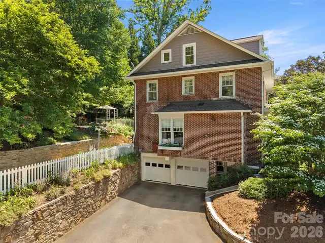 Listing Photo 39