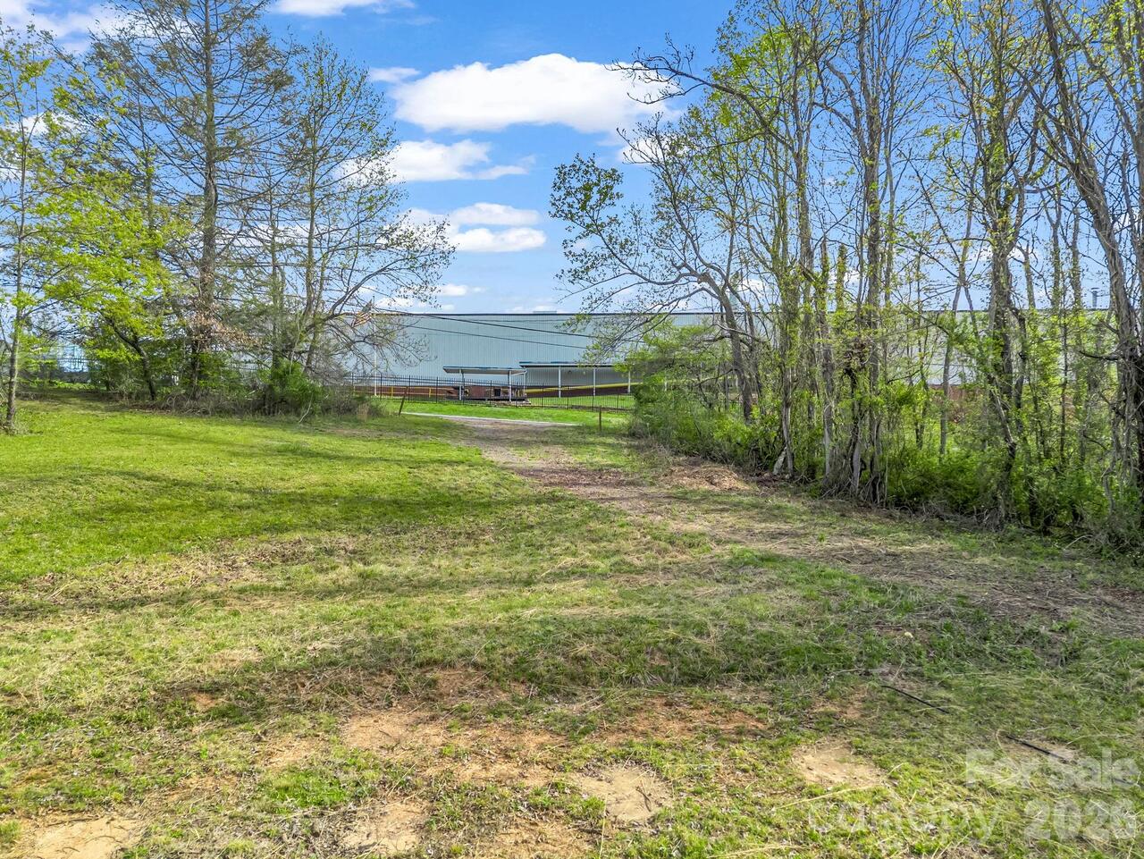 Listing Photo 10