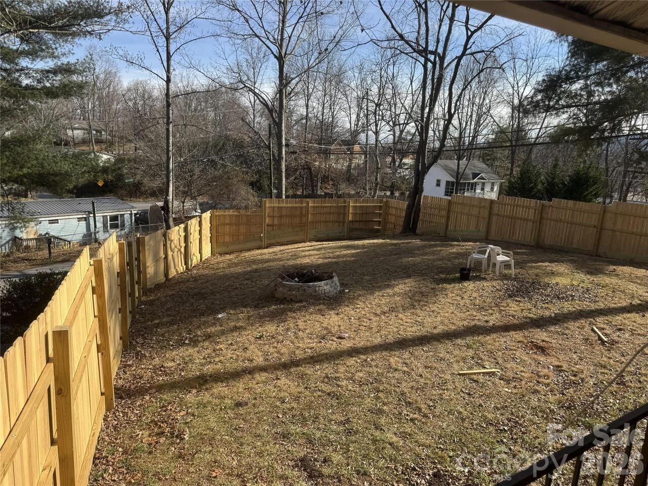 Listing Photo 4