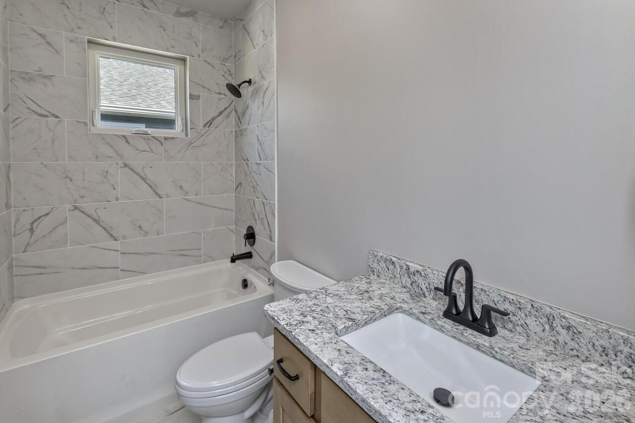 Listing Photo 6