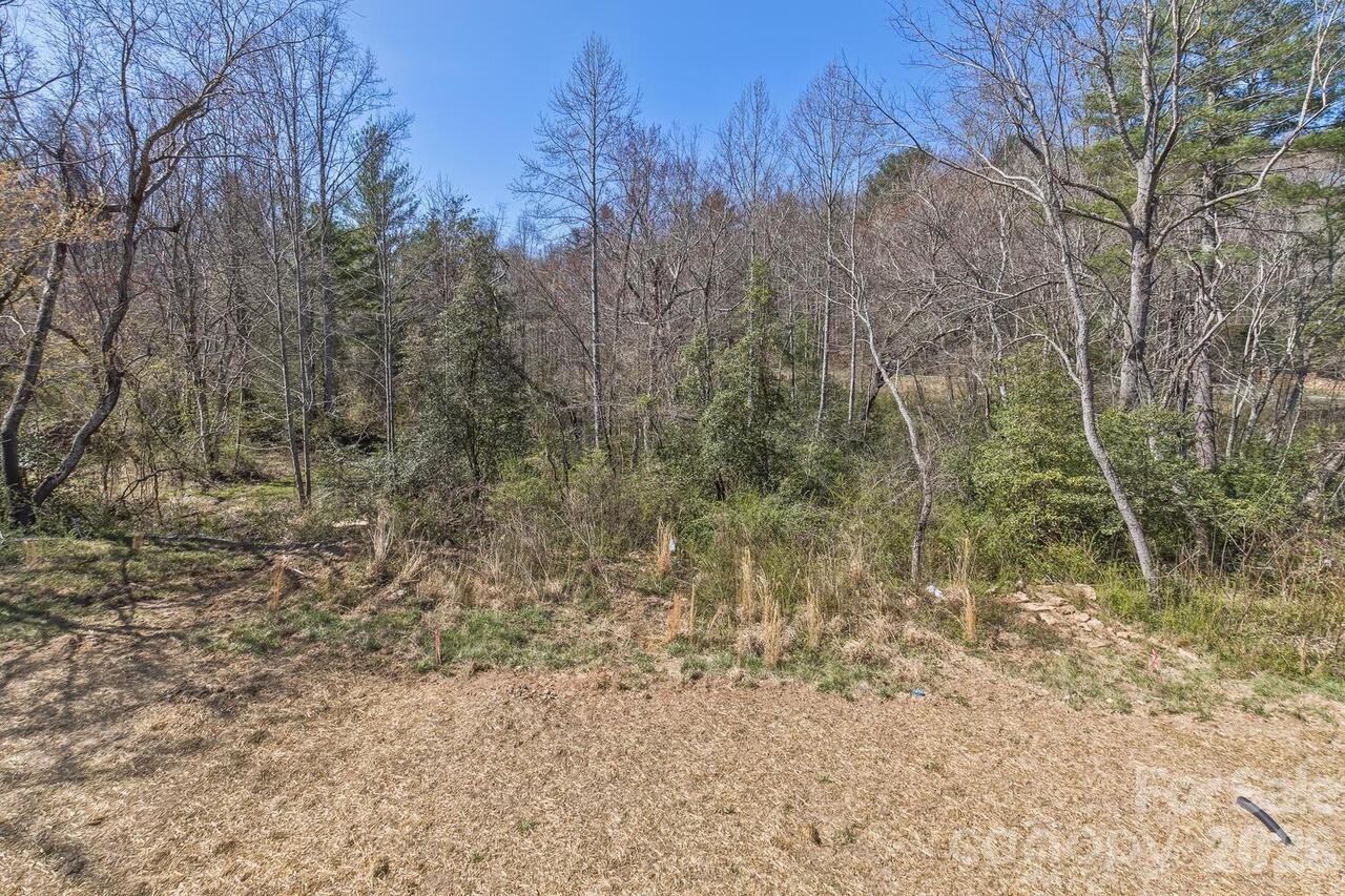 Listing Photo 7