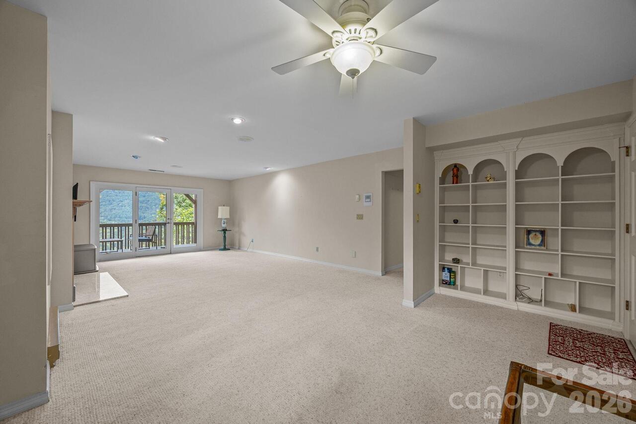 Listing Photo 25
