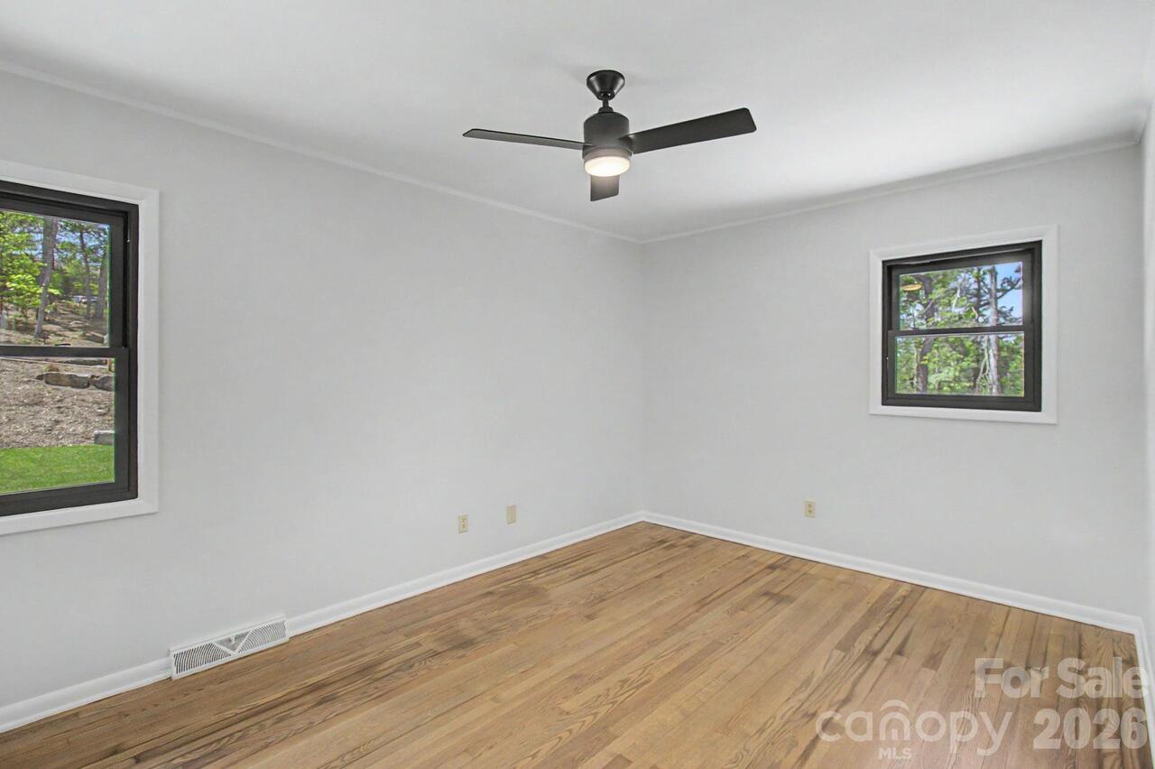 Listing Photo 26