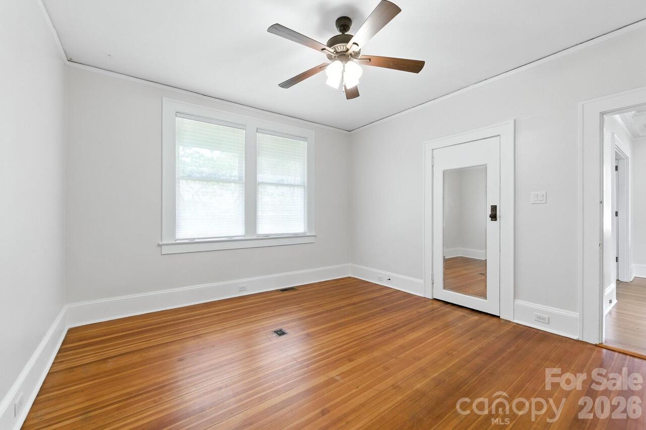 Listing Photo 23