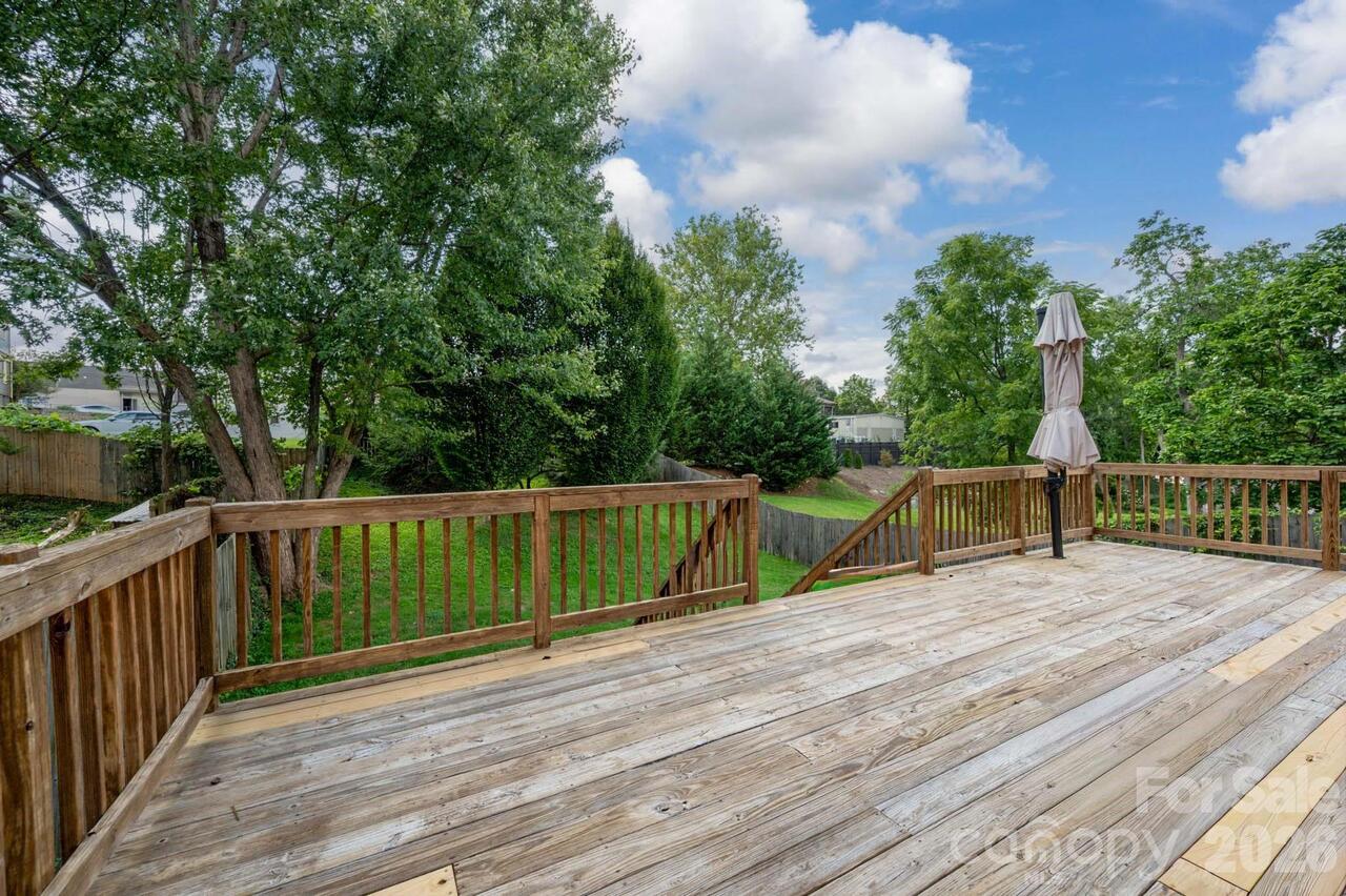 Listing Photo 33