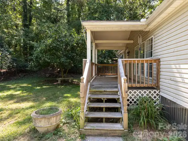 Listing Photo 6