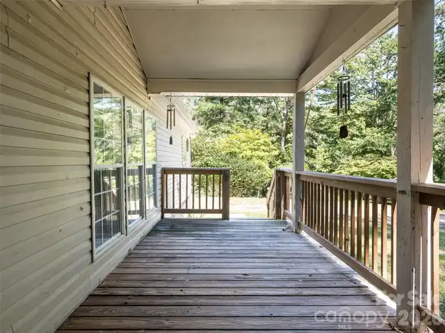 Listing Photo 7