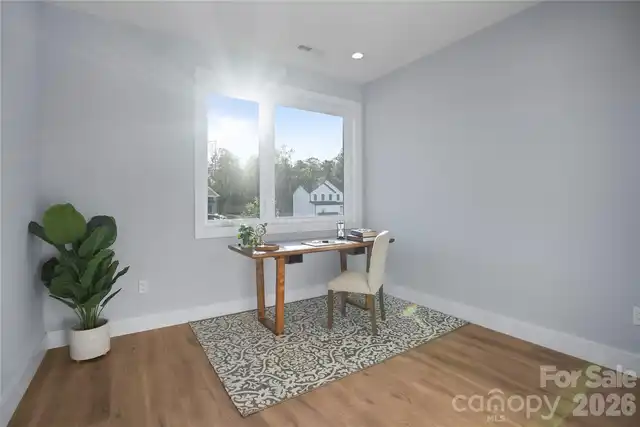 Listing Photo 15