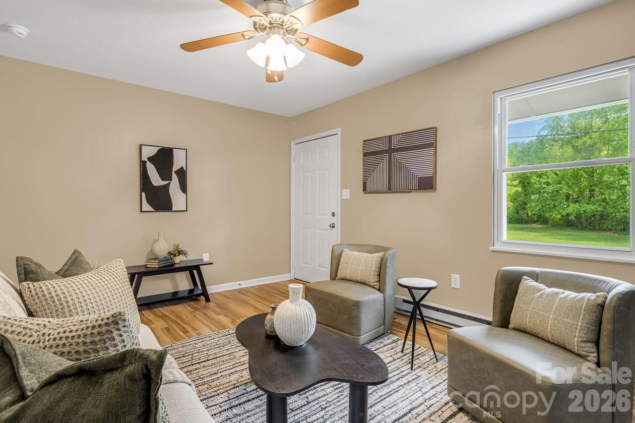 Listing Photo 5