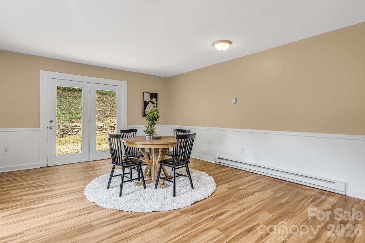 Listing Photo 8