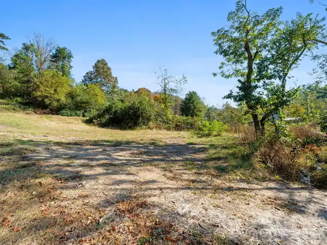 Listing Photo 23