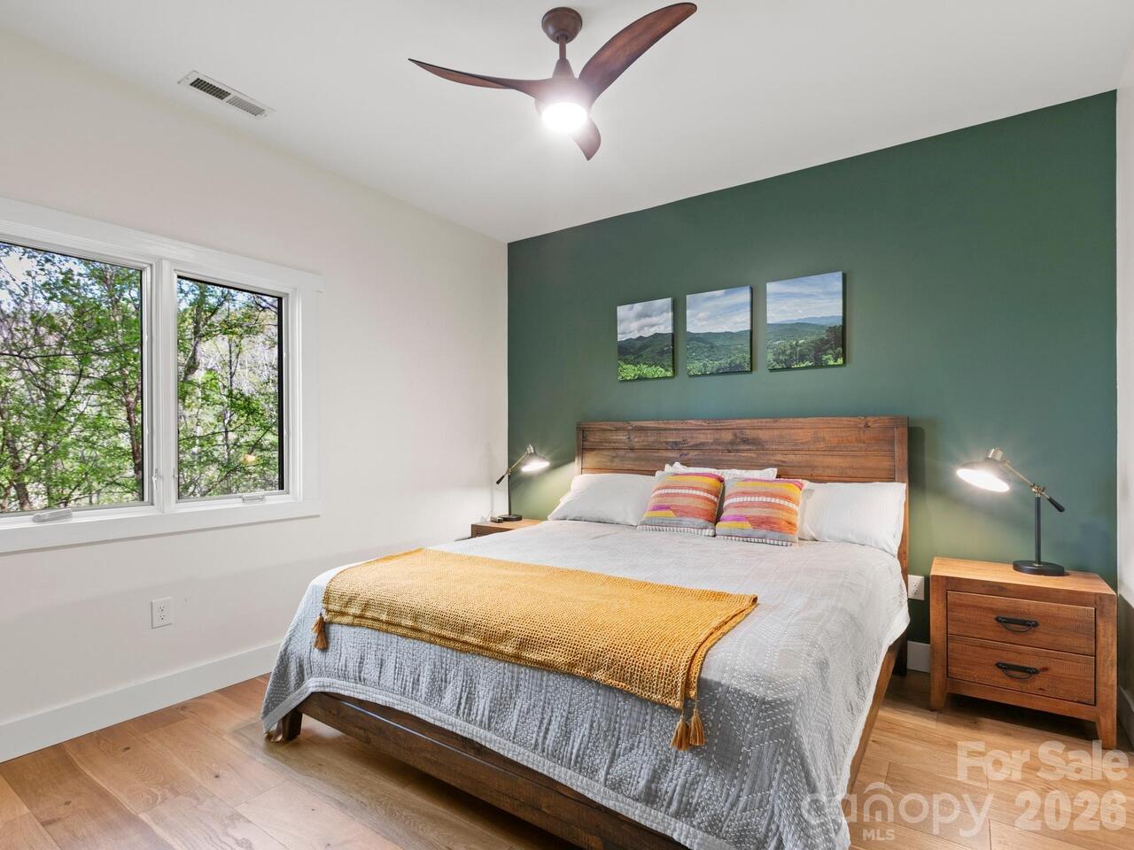 Listing Photo 16