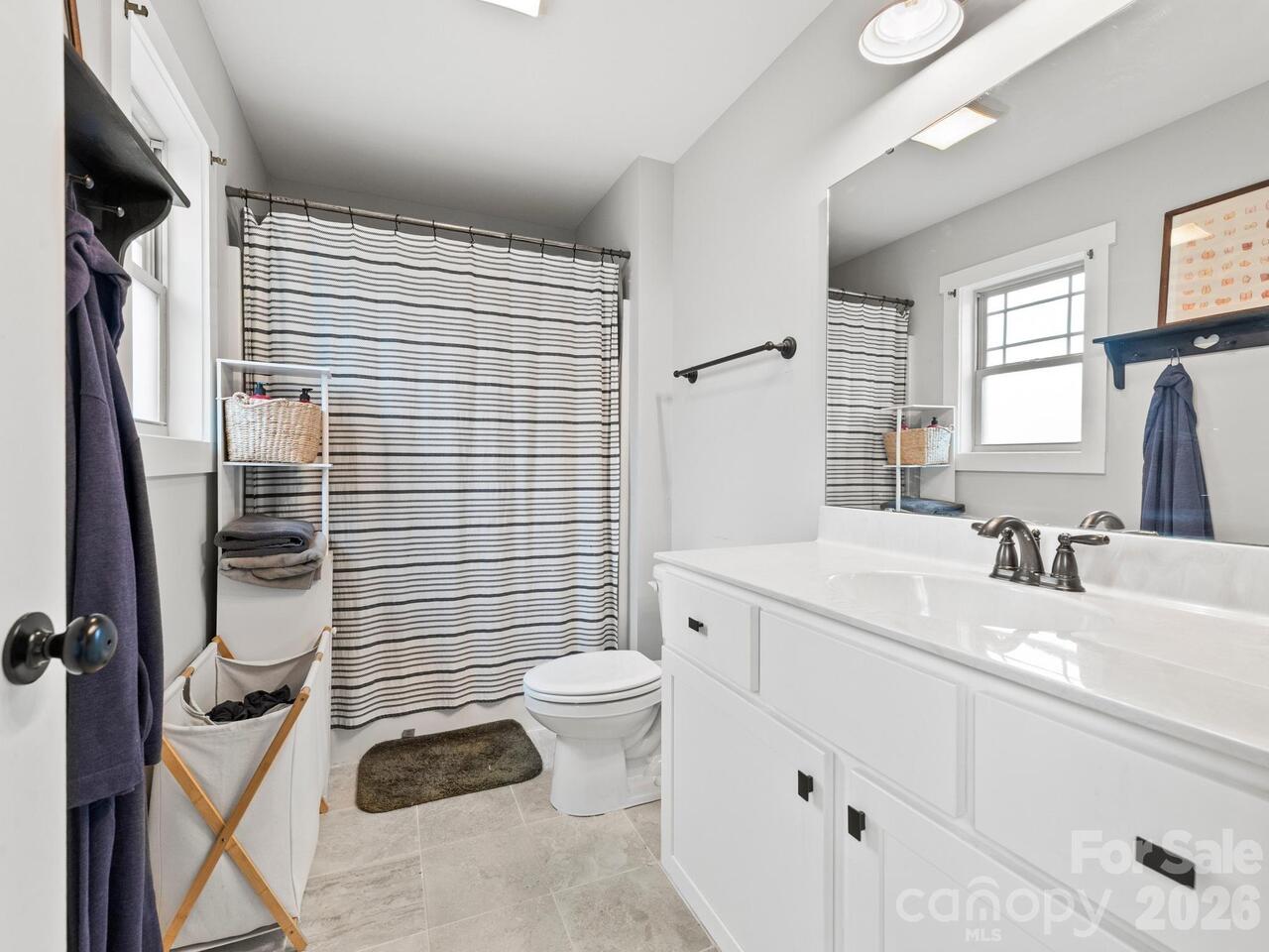 Listing Photo 10