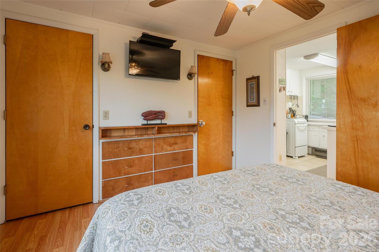 Listing Photo 25