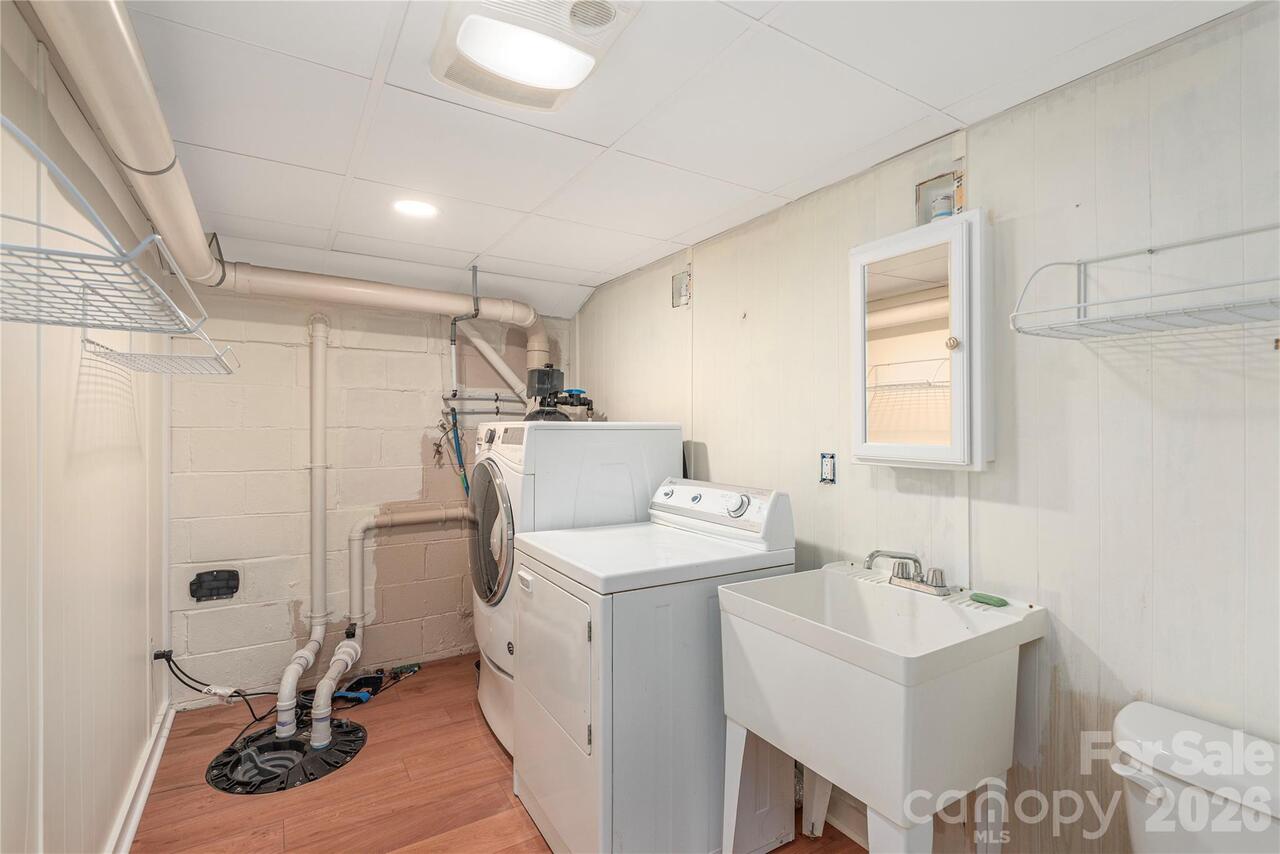 Listing Photo 15