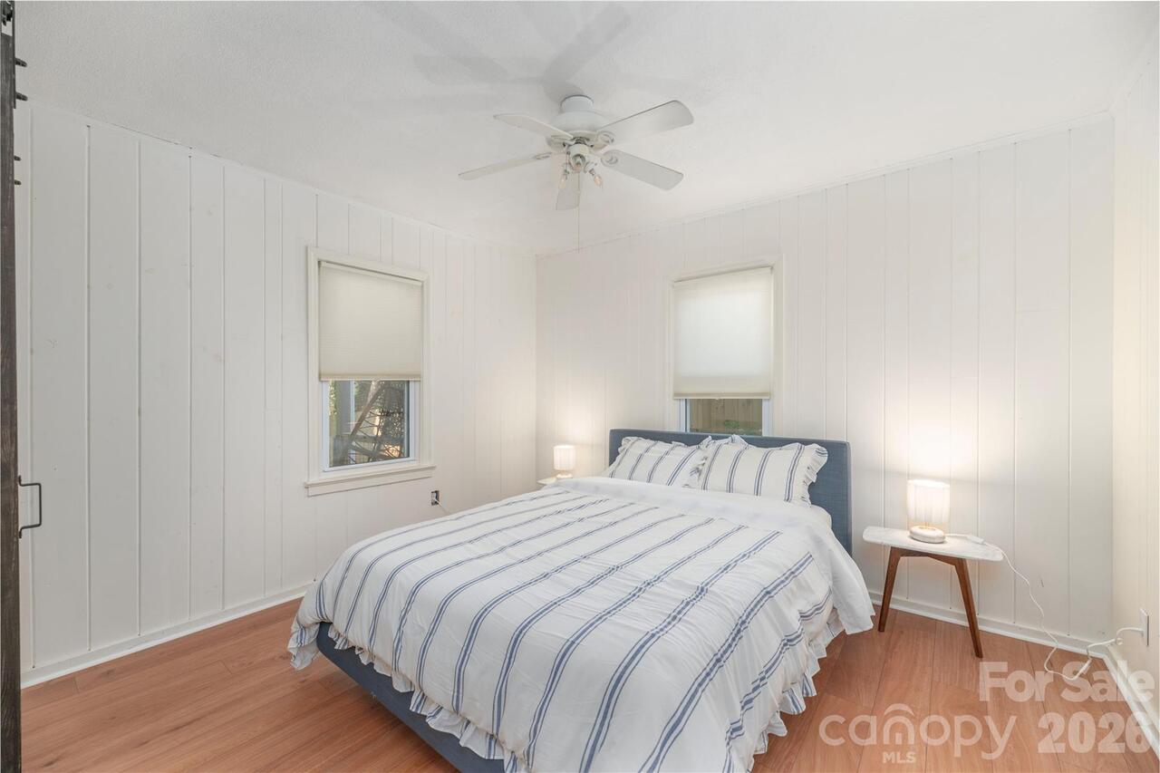 Listing Photo 8