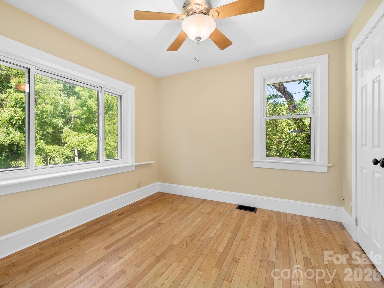 Listing Photo 20